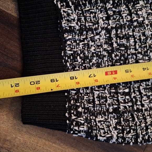 Jessica Simpson Cardigan Sweater New XL - Picture 5 of 5